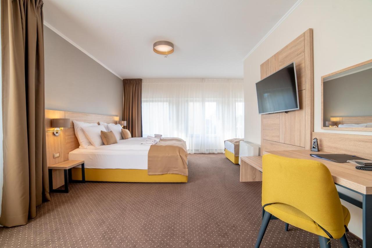 Hotel Soni Lux Tuzla Eksteriør billede