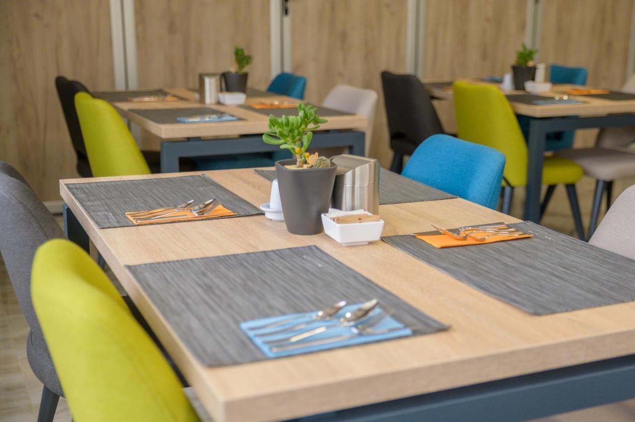 Hotel Soni Lux Tuzla Eksteriør billede